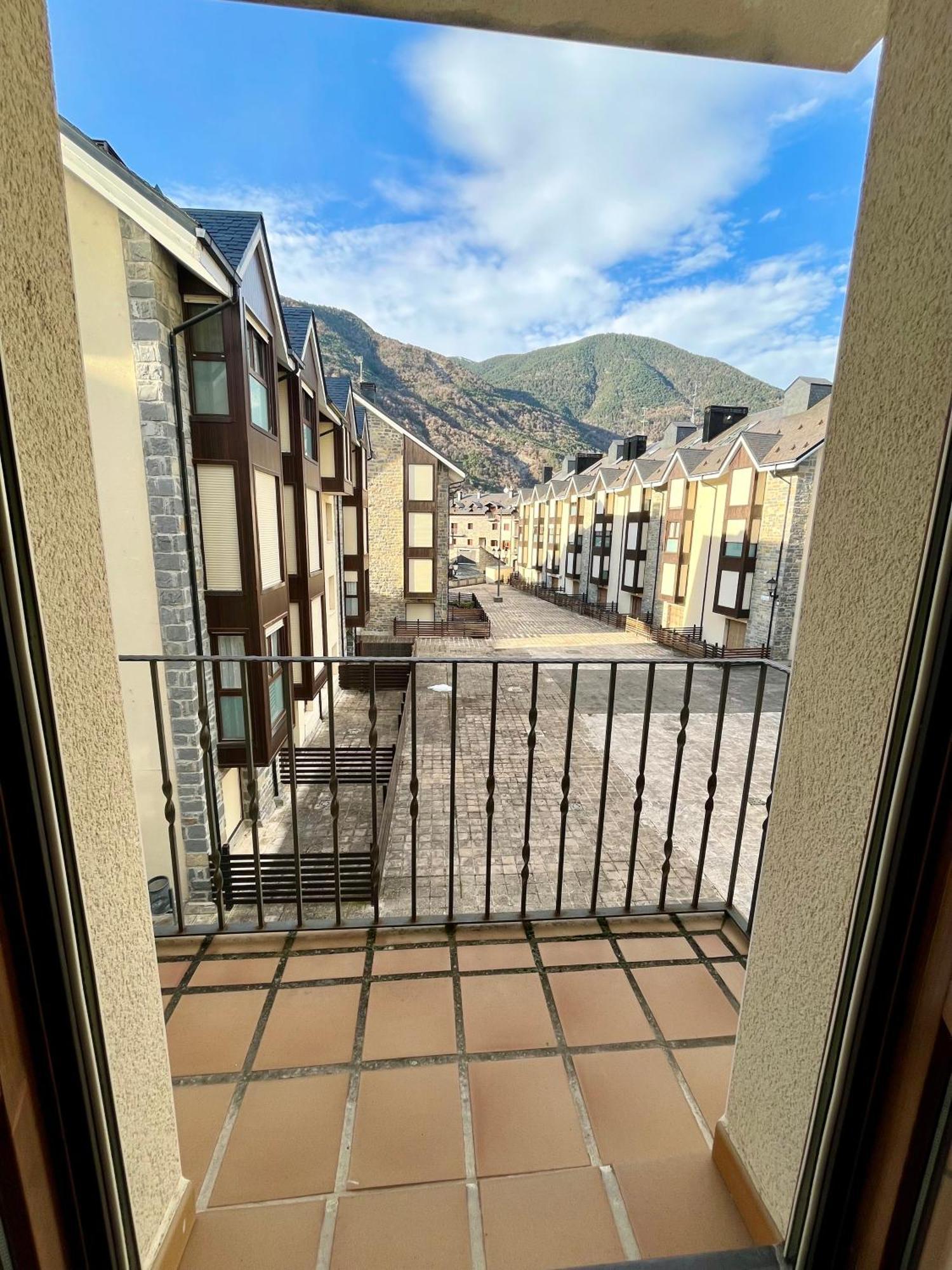 Apartamento Alma De Biescas Buitenkant foto